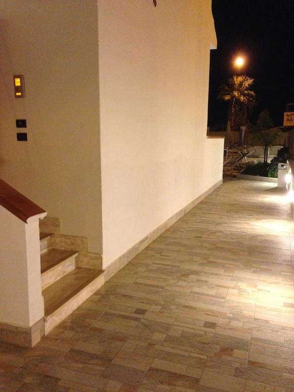Costa Del Sol Bed & Breakfast Порто Емпедокле Екстериор снимка